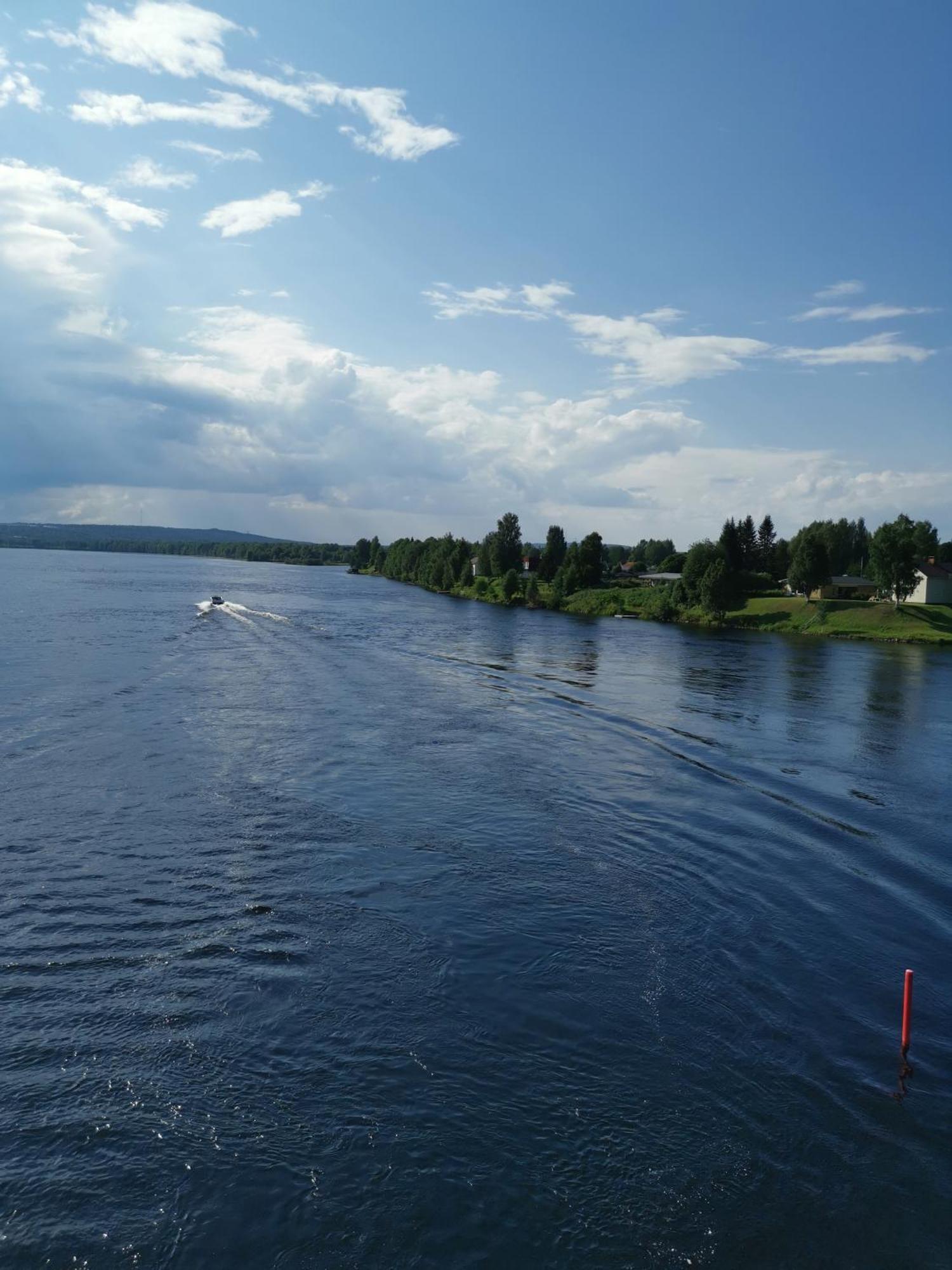 - Quality Detached House With Sauna Nearby Services *